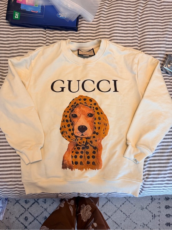 Gucci Tops - Gucci Cream Crewneck Sweatshirt with Signature Label